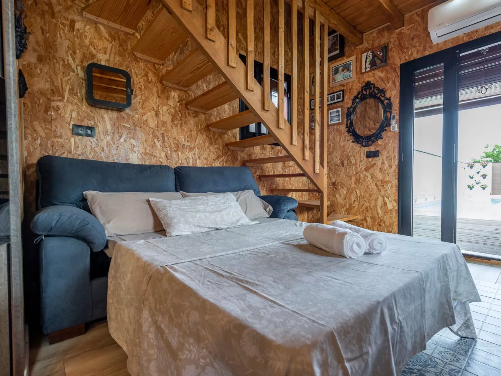 Chalet "Casita de Madera-Image-tags.info