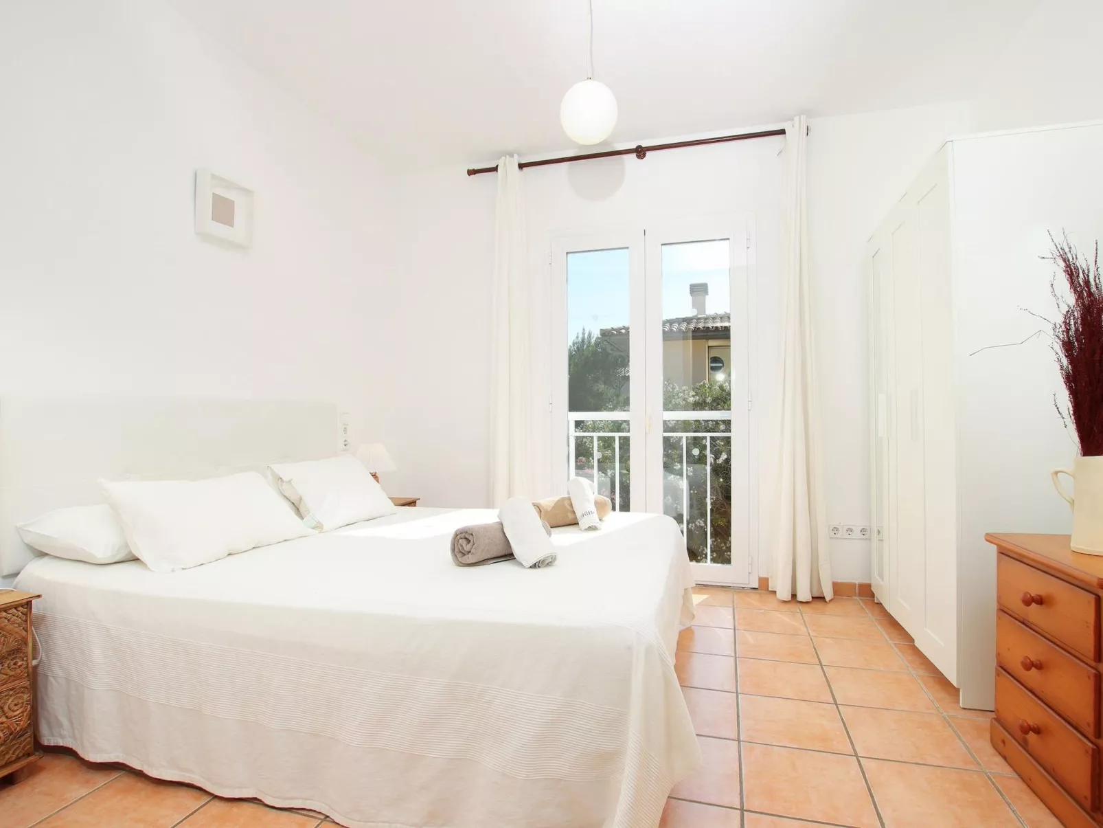 Schöne Villa mit Meerblick-Image-tags.info