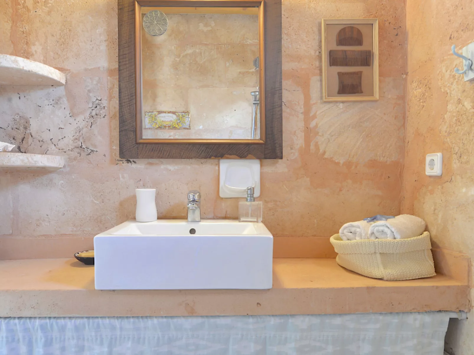 Finca Can Patito-Binnen