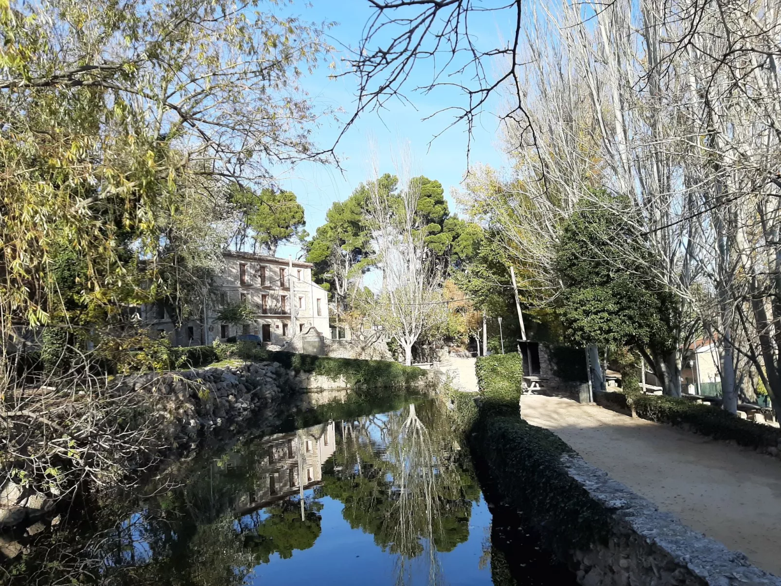 Weingut "Garnacha de Borja".-Buiten