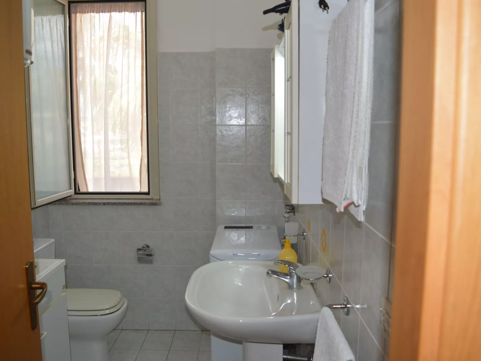 "Sicily-Etna-Taormina"-Binnen