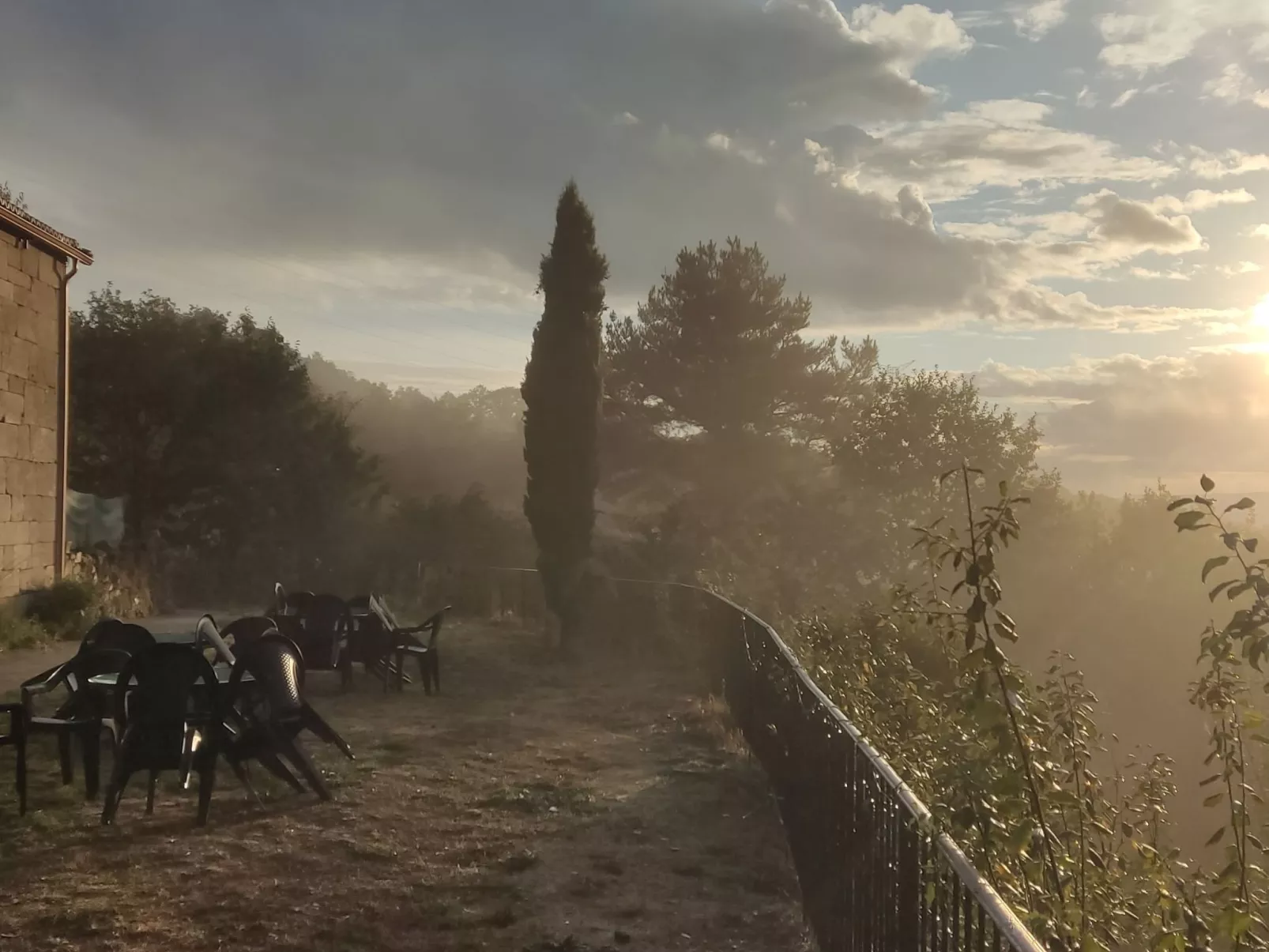 Studio-Apartment für drei Personen-Image-tags.info