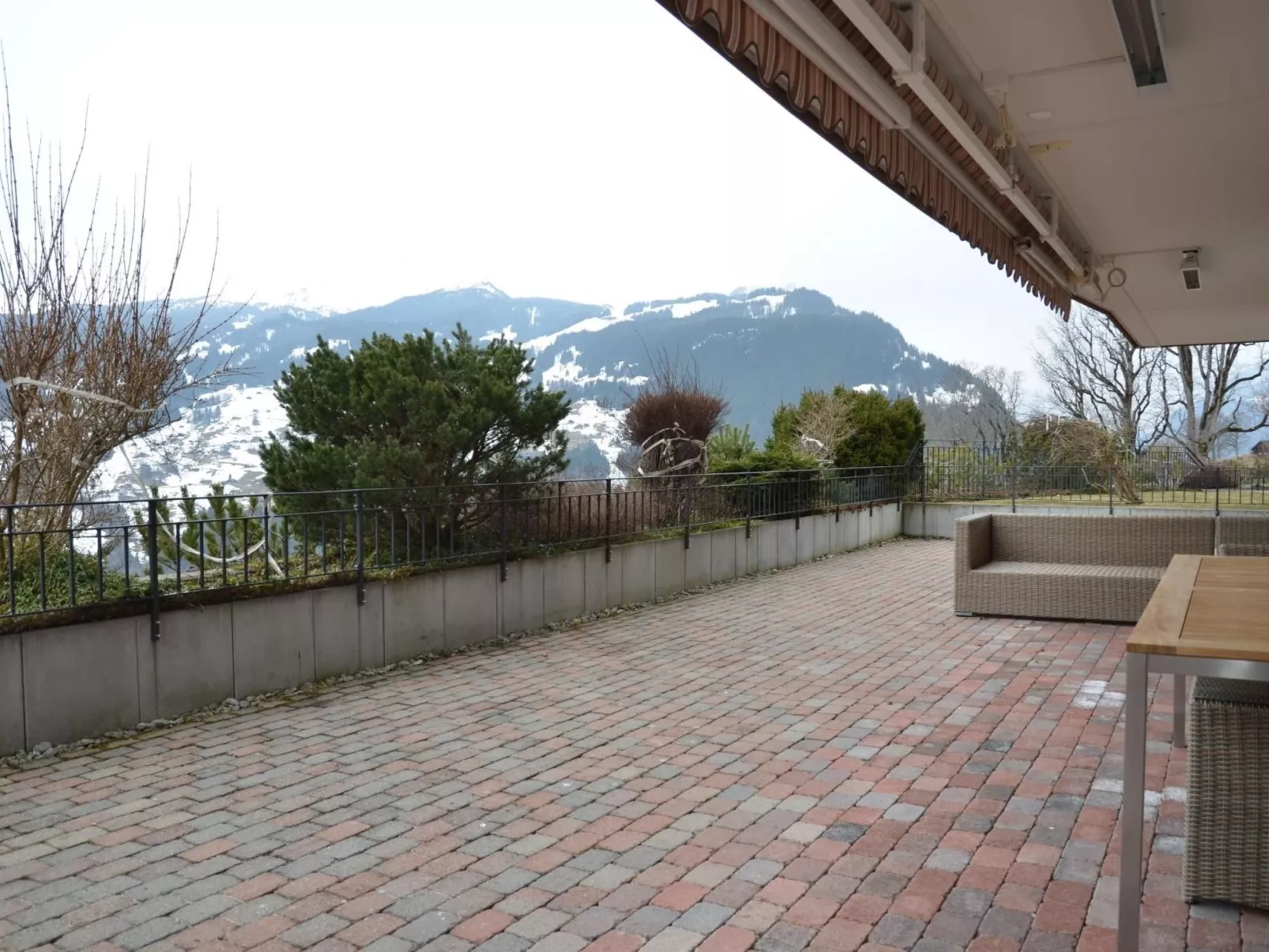 Apartment Paradise-Image-tags.info