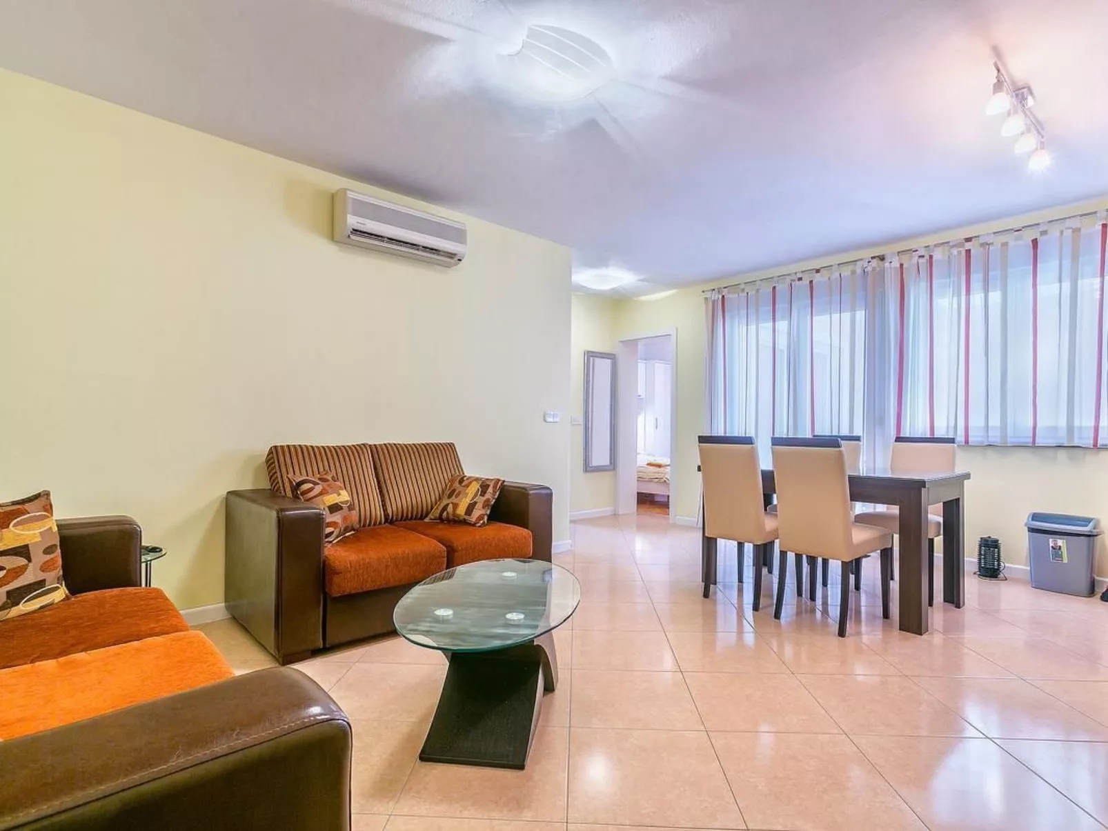 FeWo mit 2 Schlafzimmern und Meerblick - Binnen