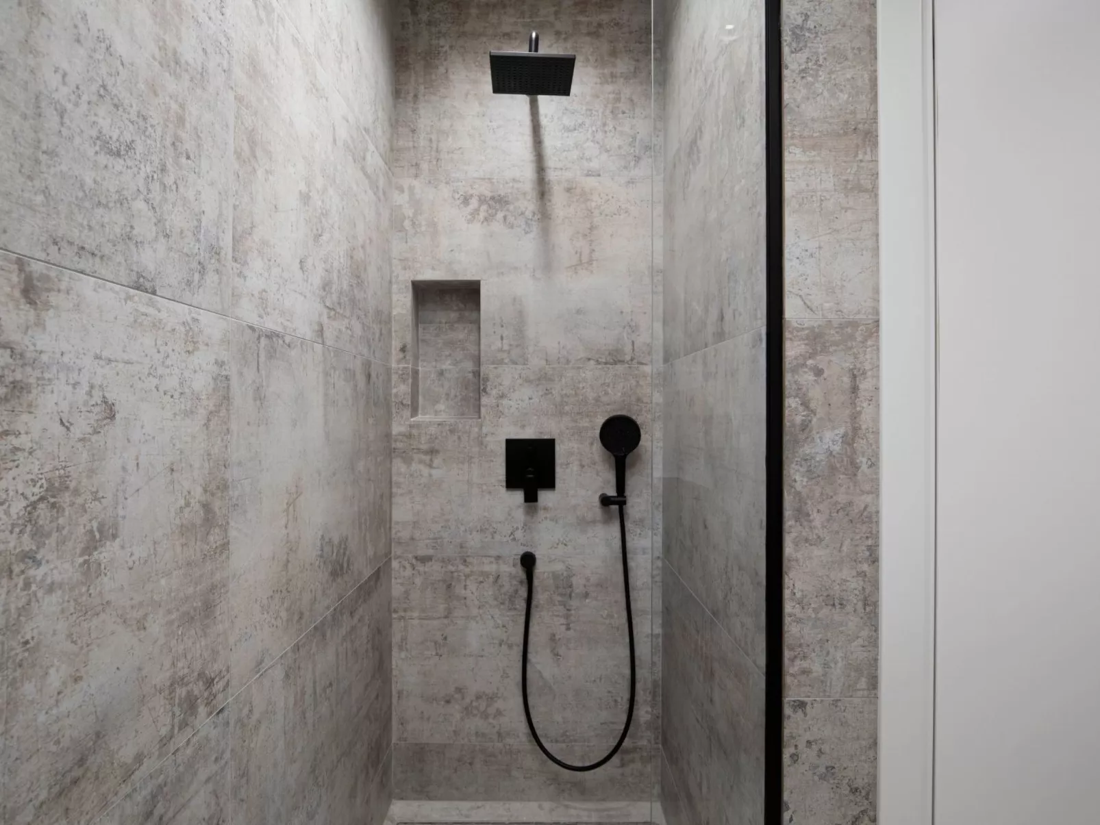 "Amore Bijeca - B6"-Binnen