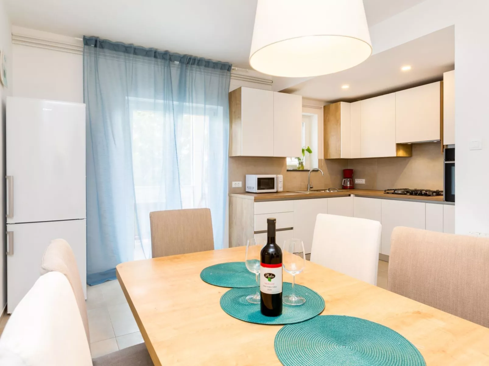 Tia, Wohnung mit Pool-Binnen