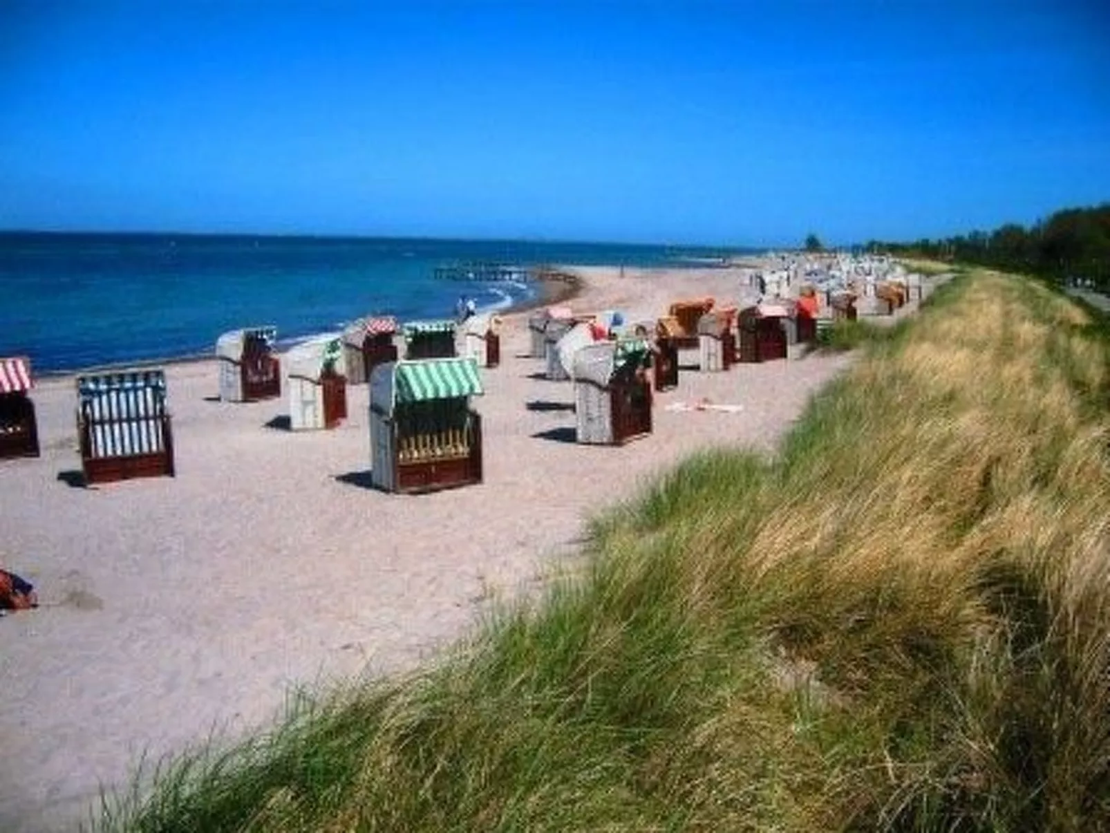Strandurlaub im Ferienappartement mit Garten-Buiten
