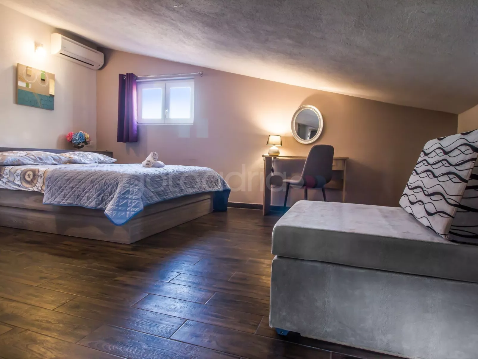 Penthouse Skytub - Binnen