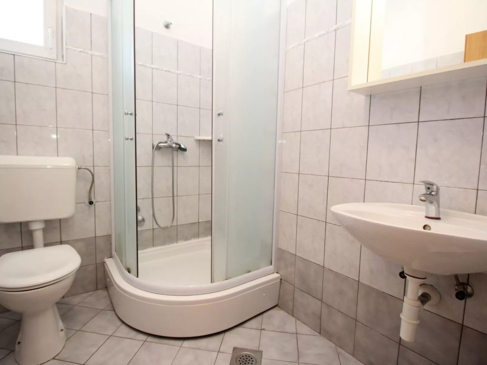 In Baška mit Eigenem Balkon-Binnen