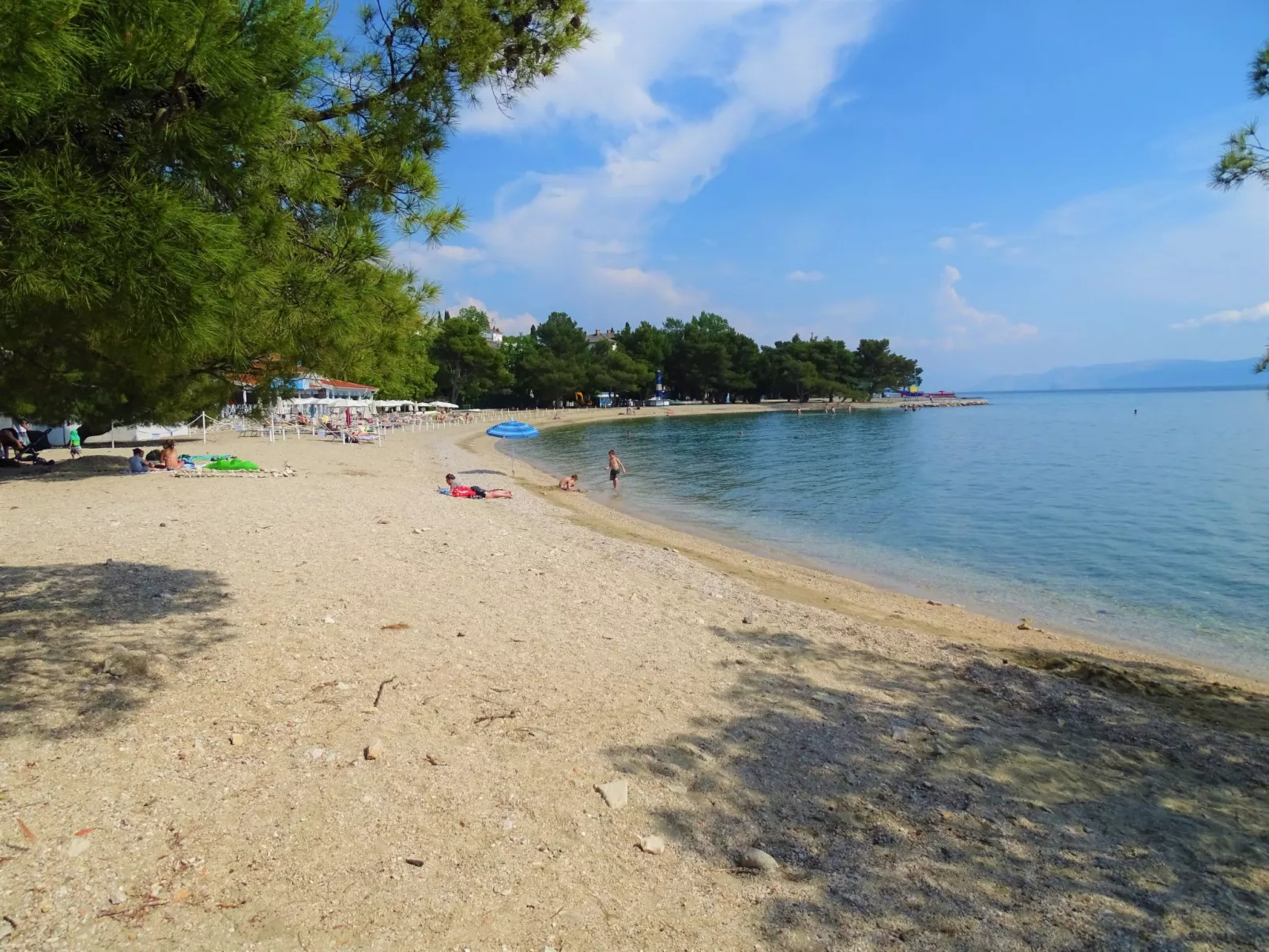 Wohnung mit Balkon und Meerblick-Buiten