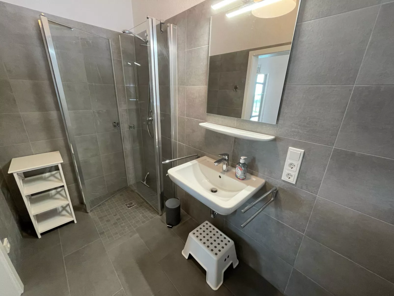 G1 Eingezäuntes Haus mit Kamin in Eckwarderhörne-Binnen