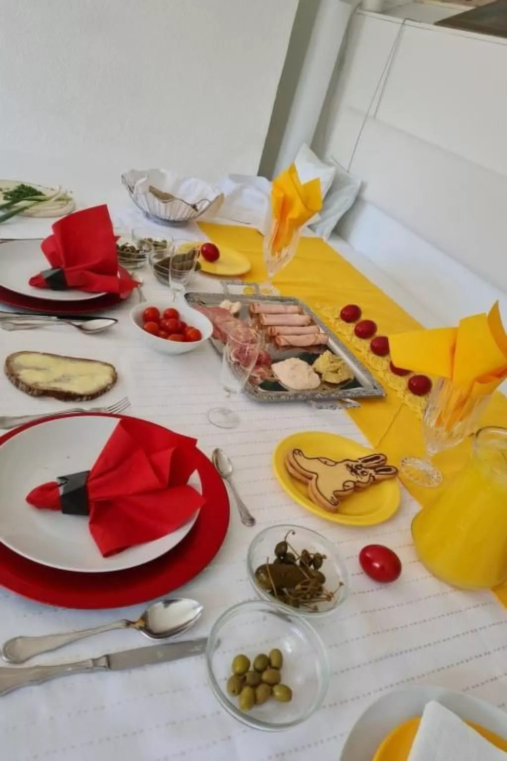 Black & White-Binnen