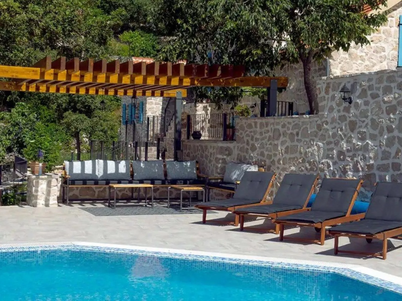 Holiday Home Sonja-Buiten