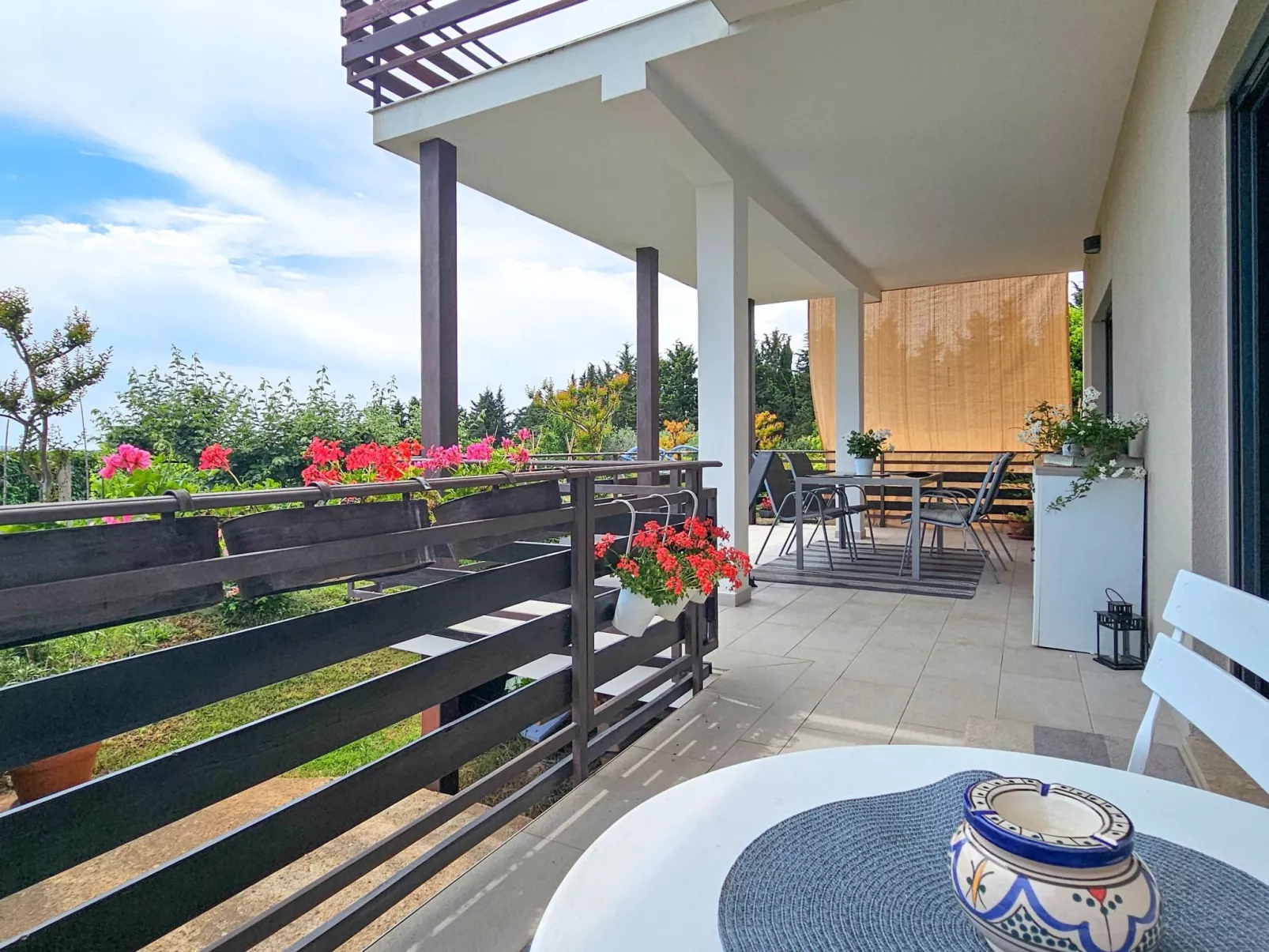 Für 4 Personen ca. 40 m&sup2; in Novigrad, Adriaküste Kroatien (Westküste von I-Buiten