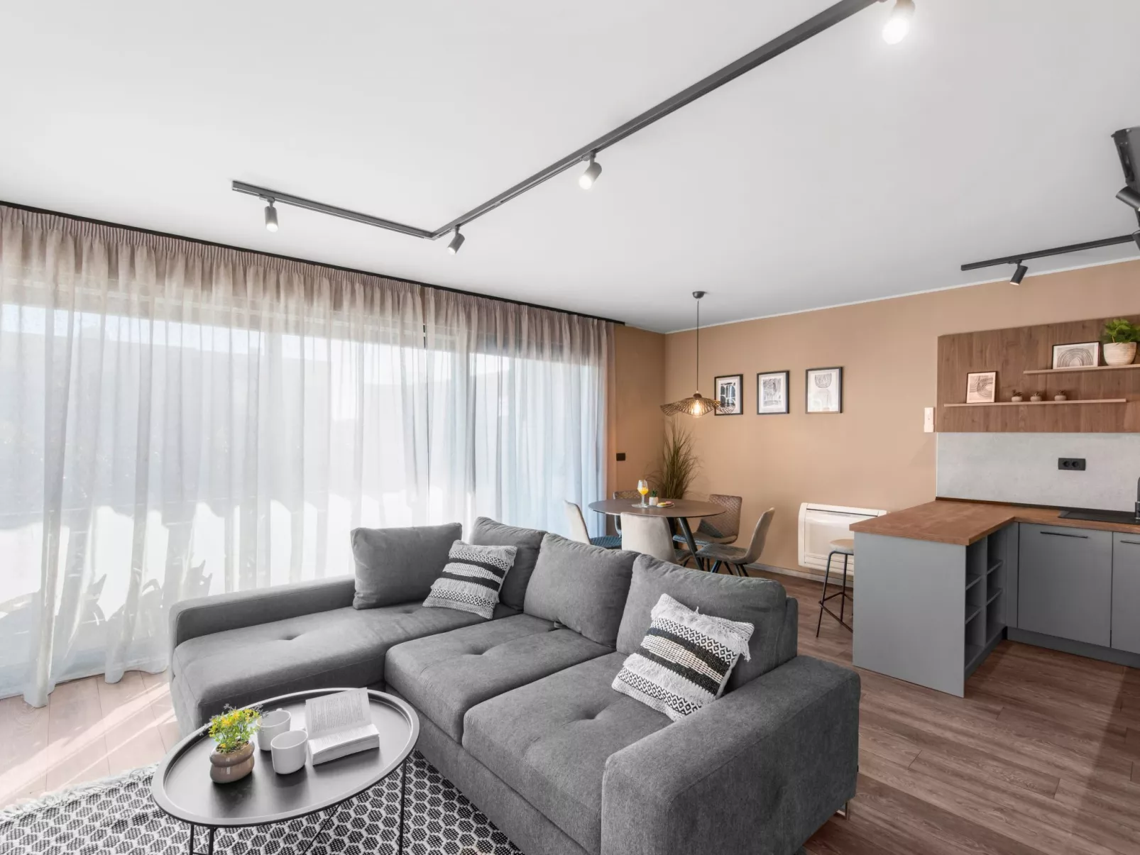 Quercus Village APP 12 mit privatem Pool-Binnen