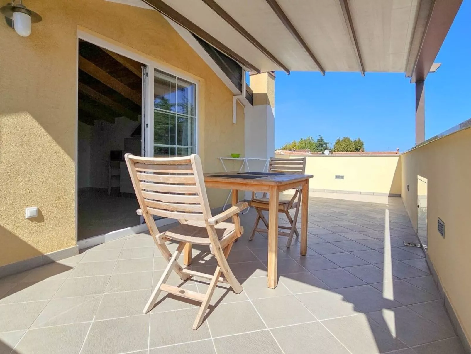 Wohnung "Viviana" mit Blick auf das Wasser-Buiten