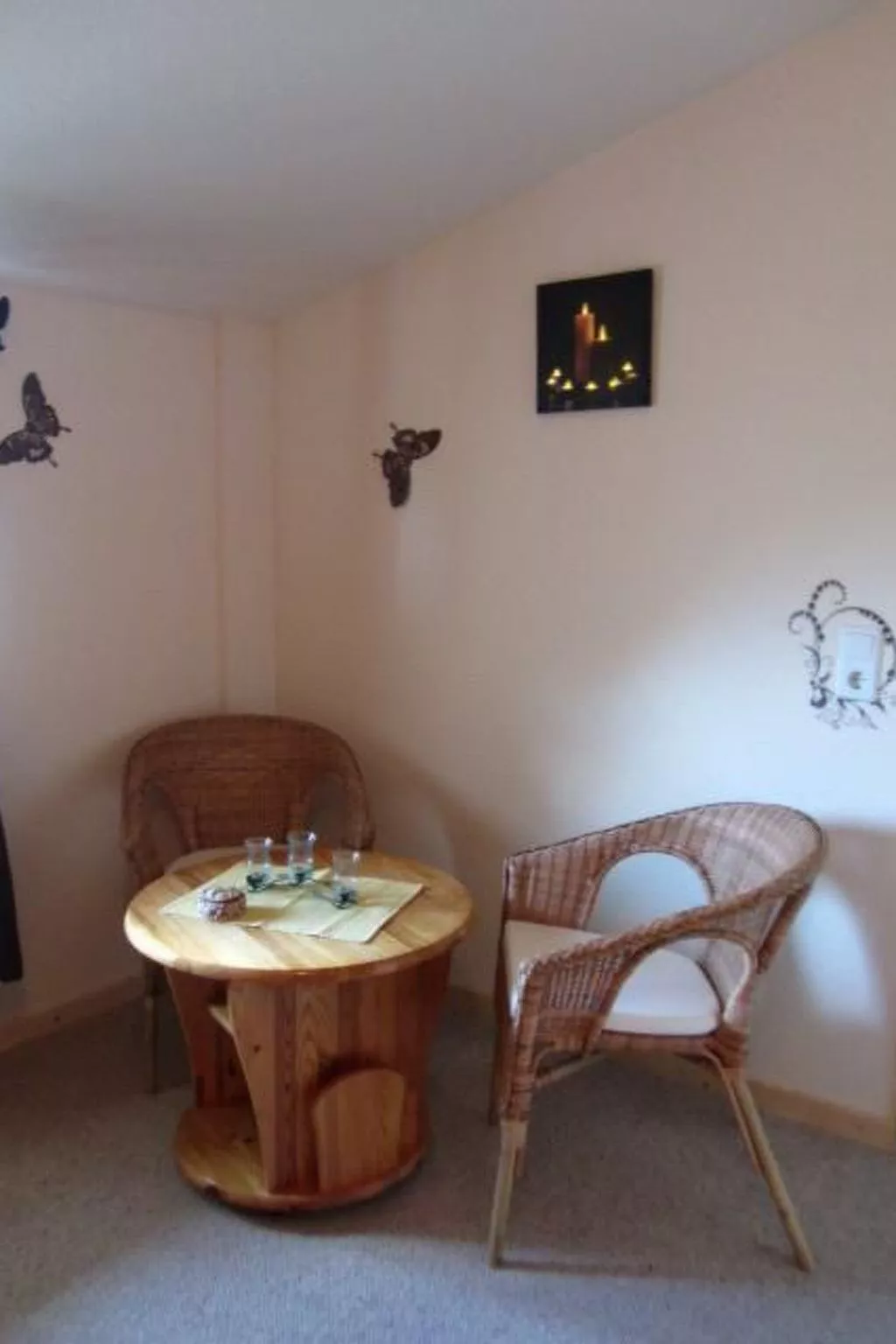 Sonnige Ferienwohnung in ländlicher Umgebung-Binnen