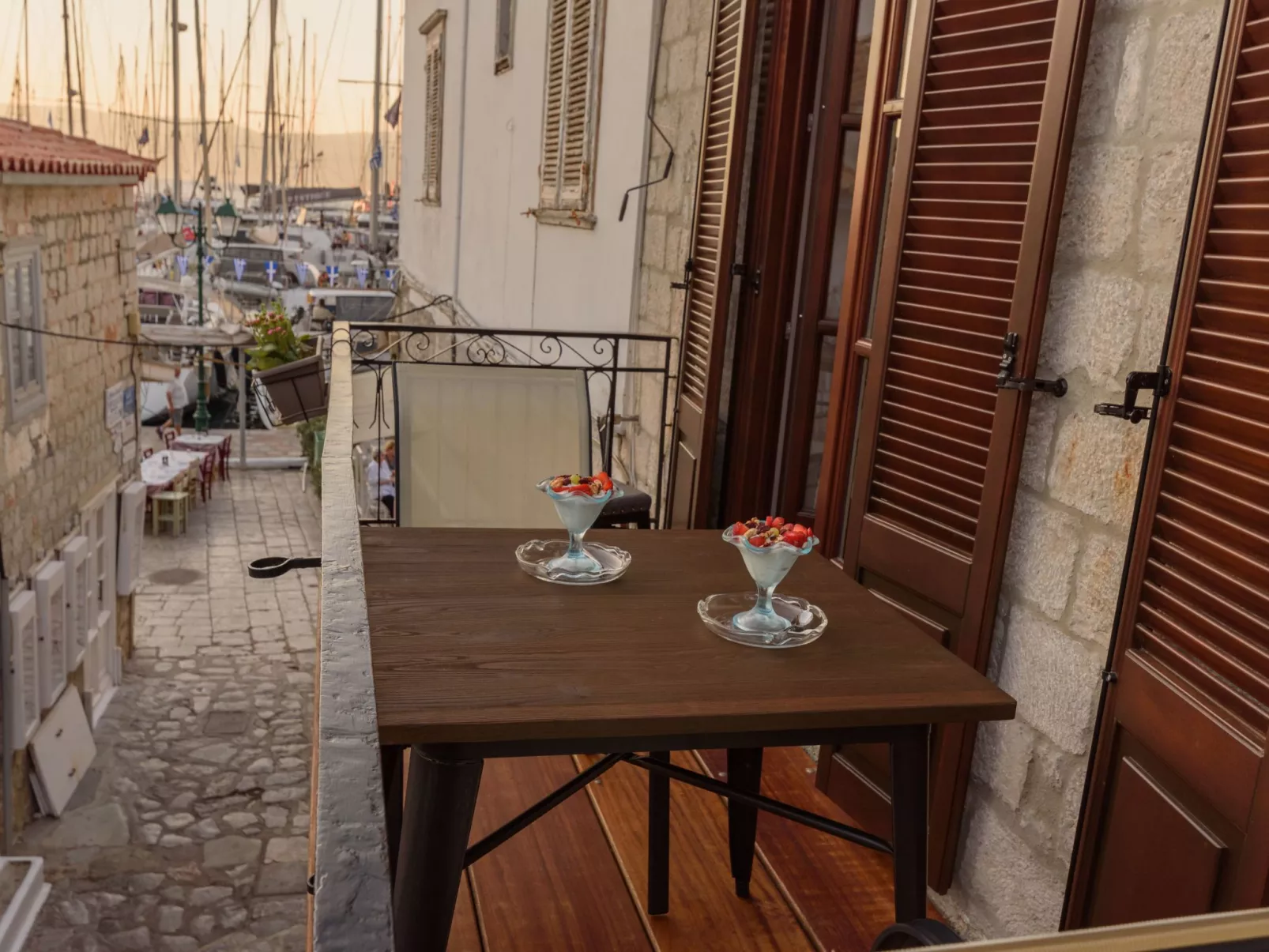 Mit Blick auf das Wasser-Image-tags.info