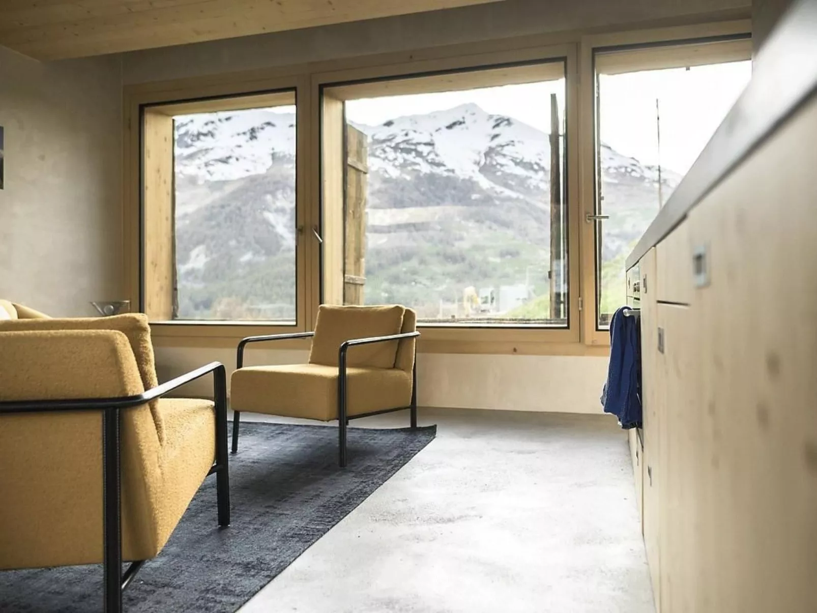 Mayen an Jean-Image-tags.info