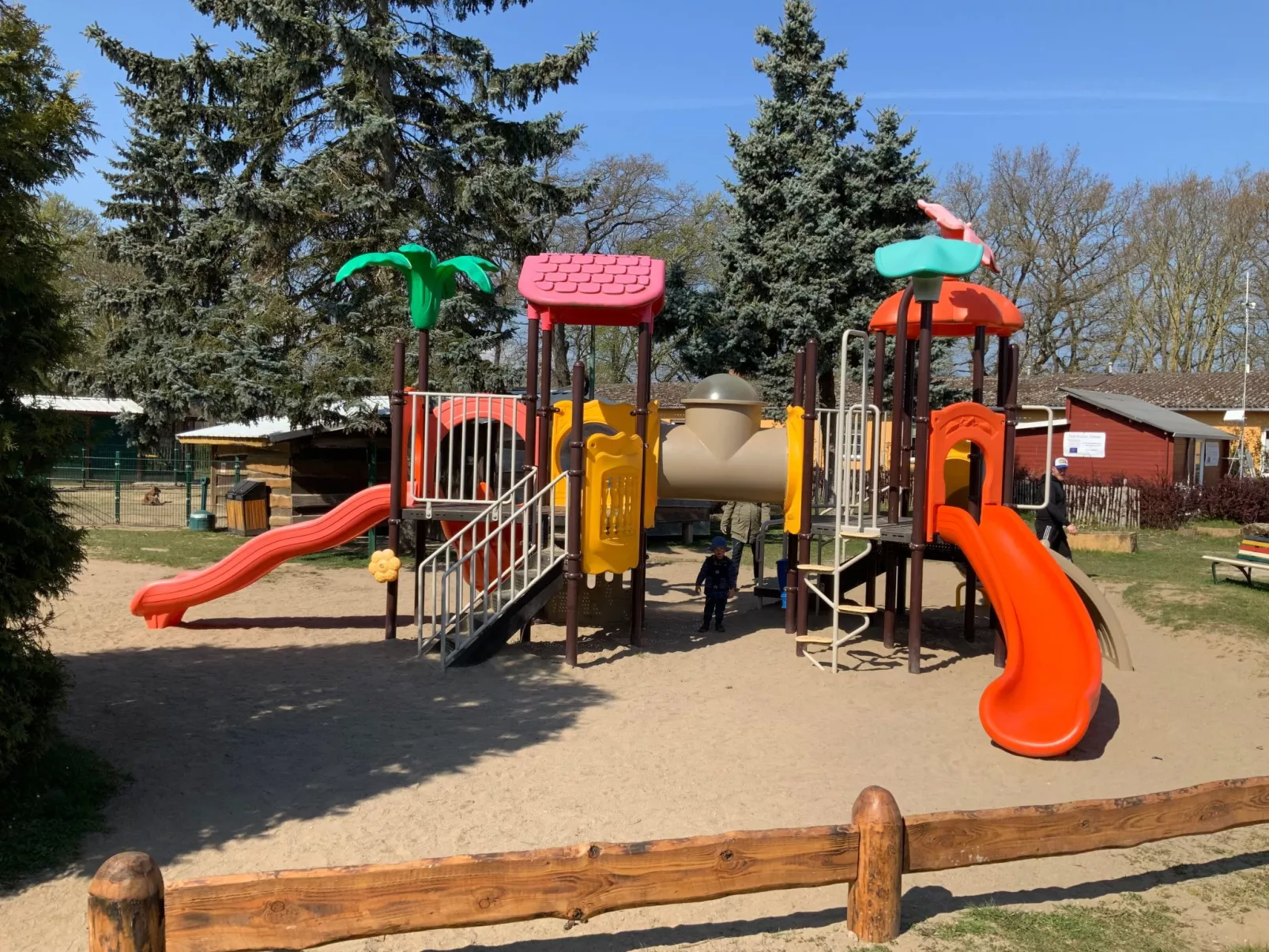 In Hoben mit Grill und Terrasse-Buiten