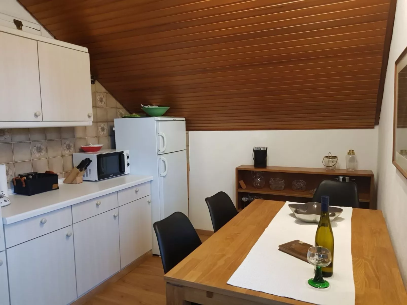 Appartement mit Balkon-Binnen