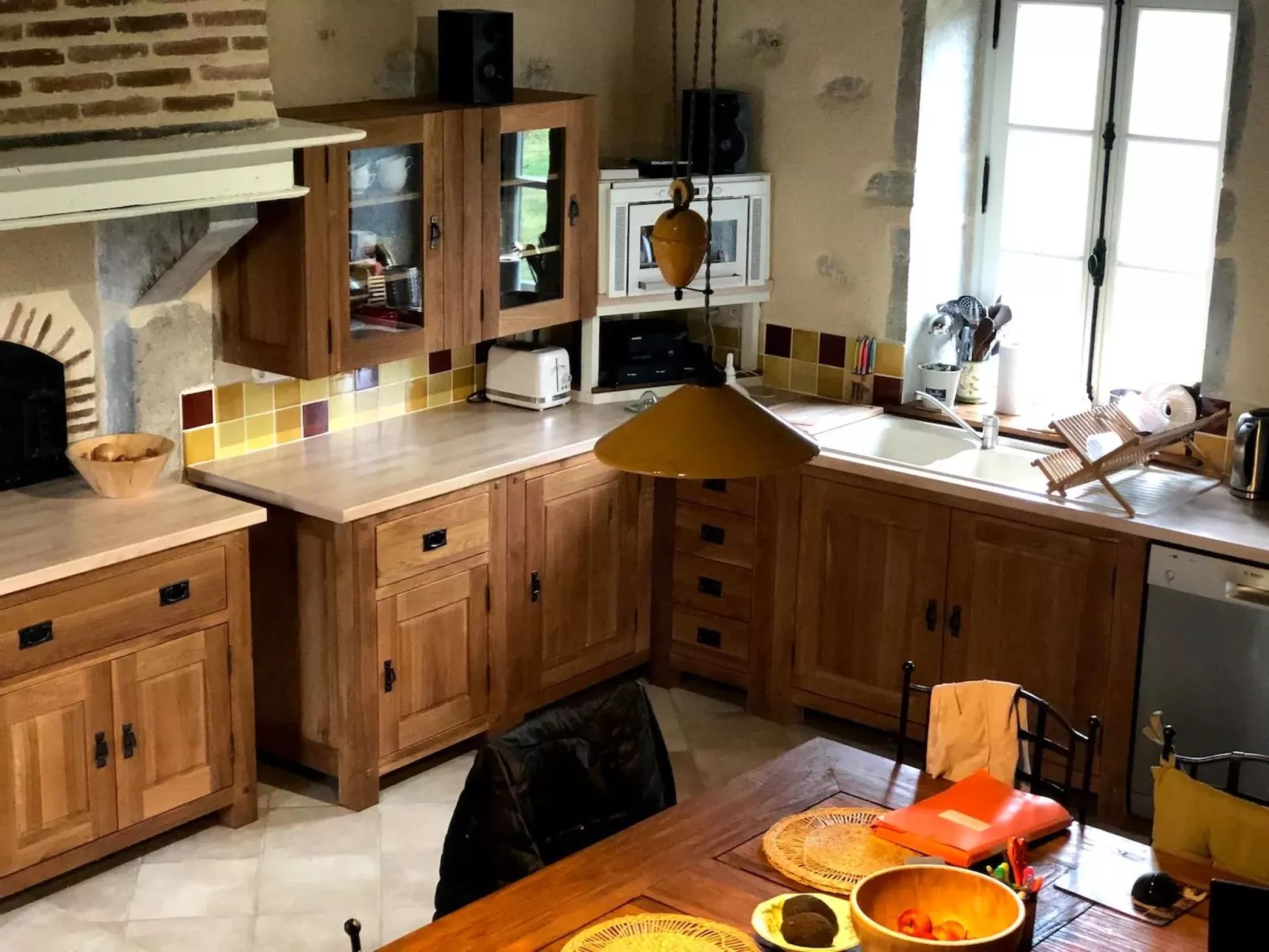 Landhaus mit eingezäuntem Garten-Binnen