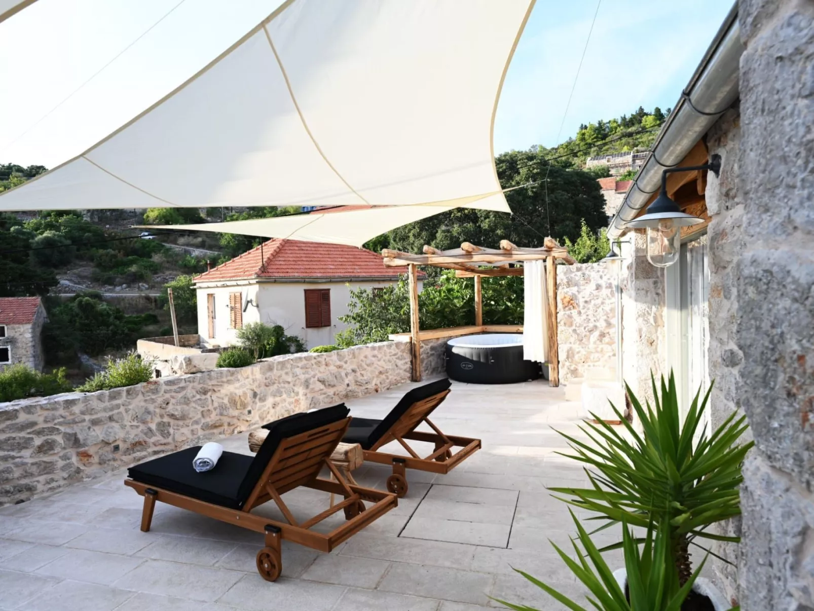 Charmantes traditionelles Steinhaus Villa Teza Hvar-Buiten