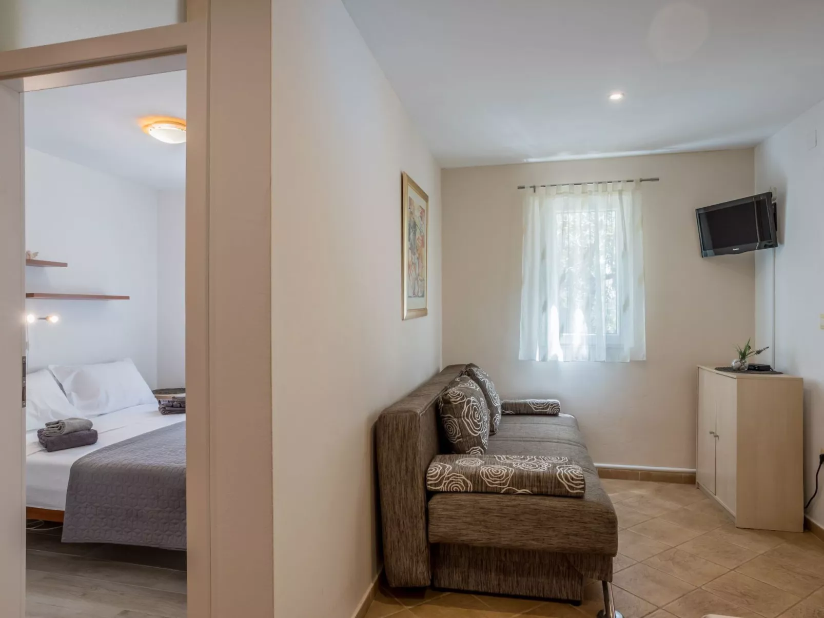 Komplex Oliva mit Pool und großem Garten-Binnen