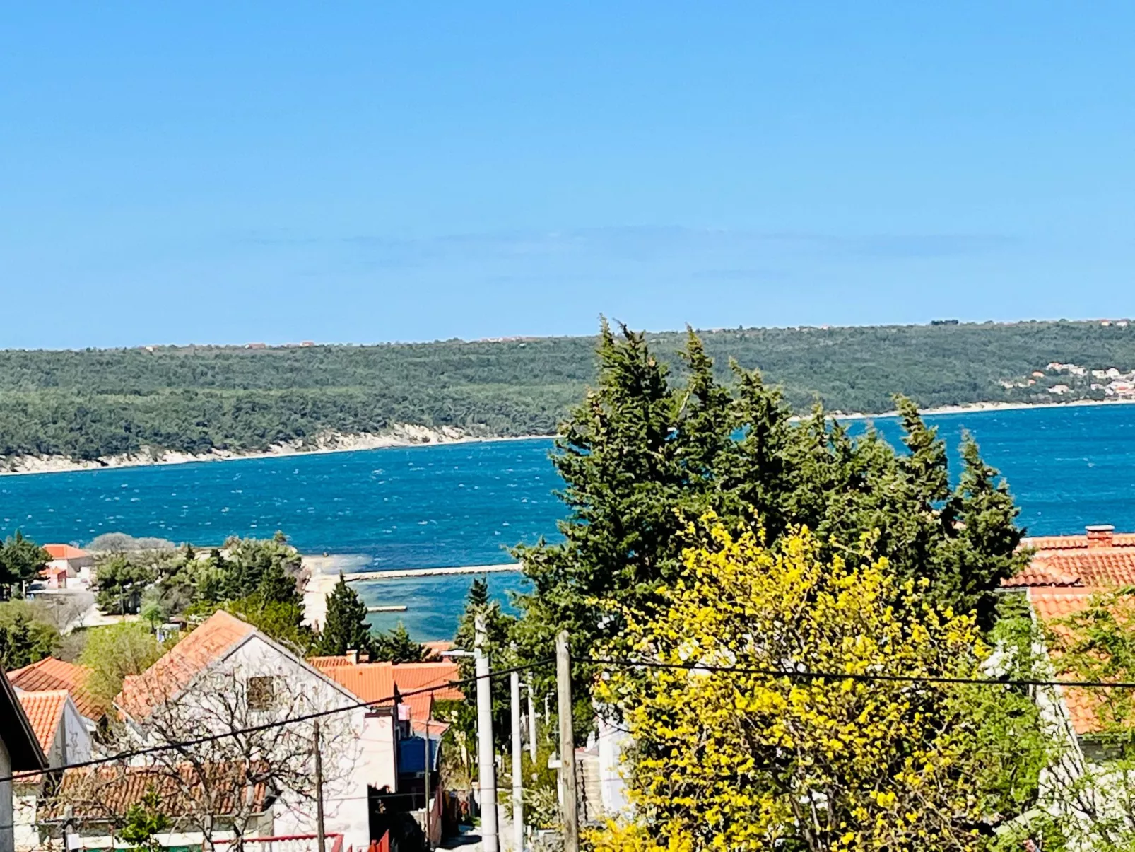 Neu erbautes Apartment mit großem Balkon-Buiten