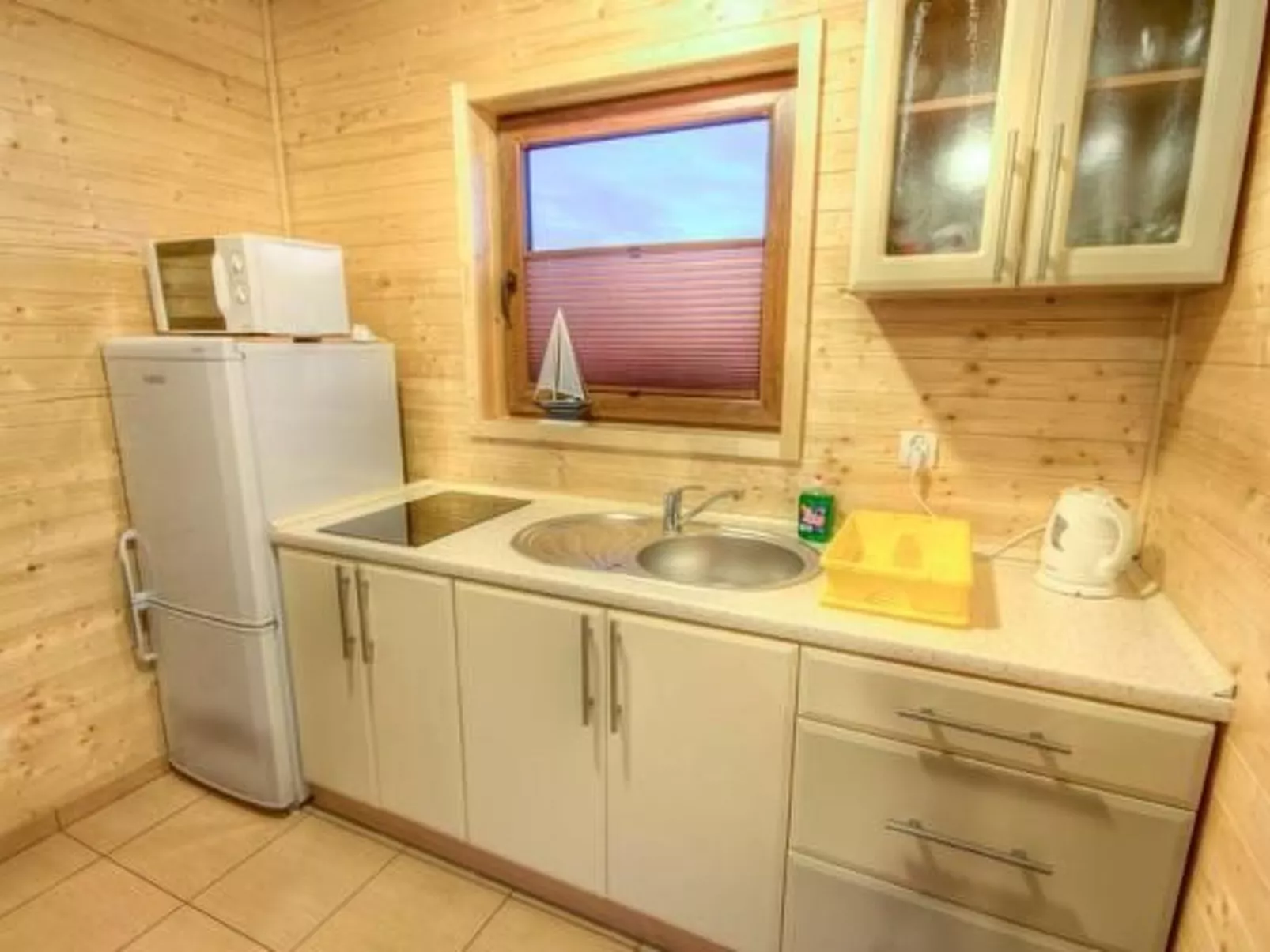 "Cottage5" in einem eingezäunten Gebiet-Binnen