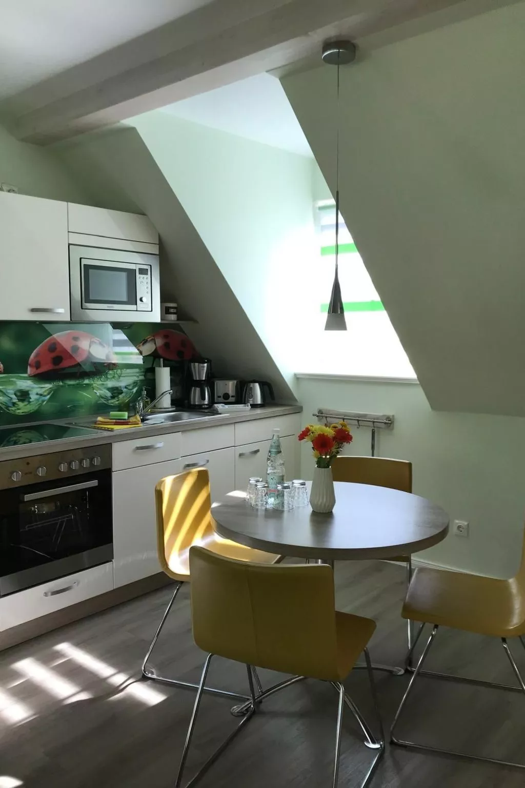 Zochiserlebnishof-Binnen