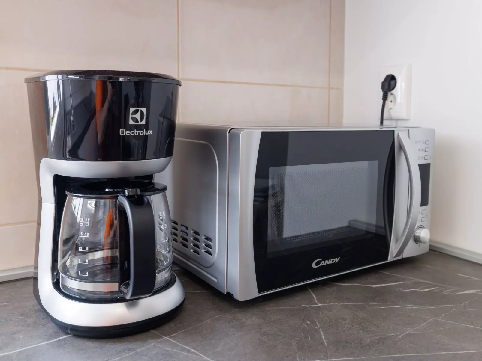 Karmen-Image-tags.info