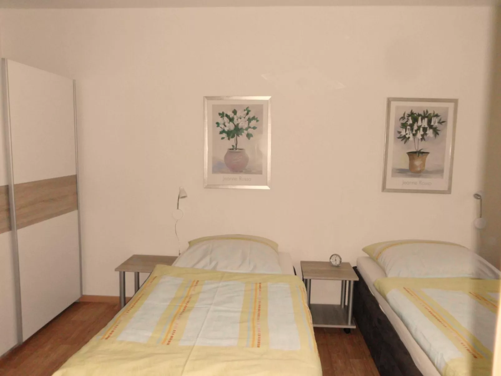 Premium-Ferienwohnung mit Balkon und Bergblick-Binnen