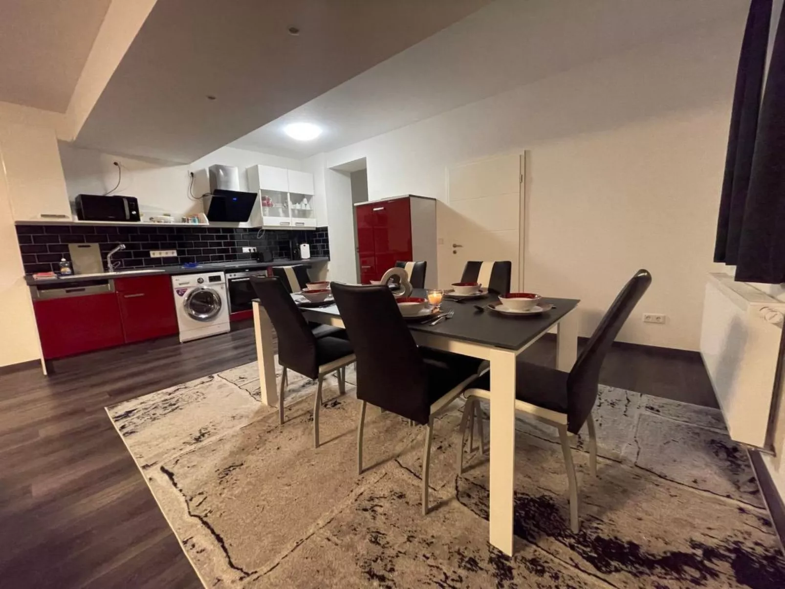 Appartement mit Pool-Binnen