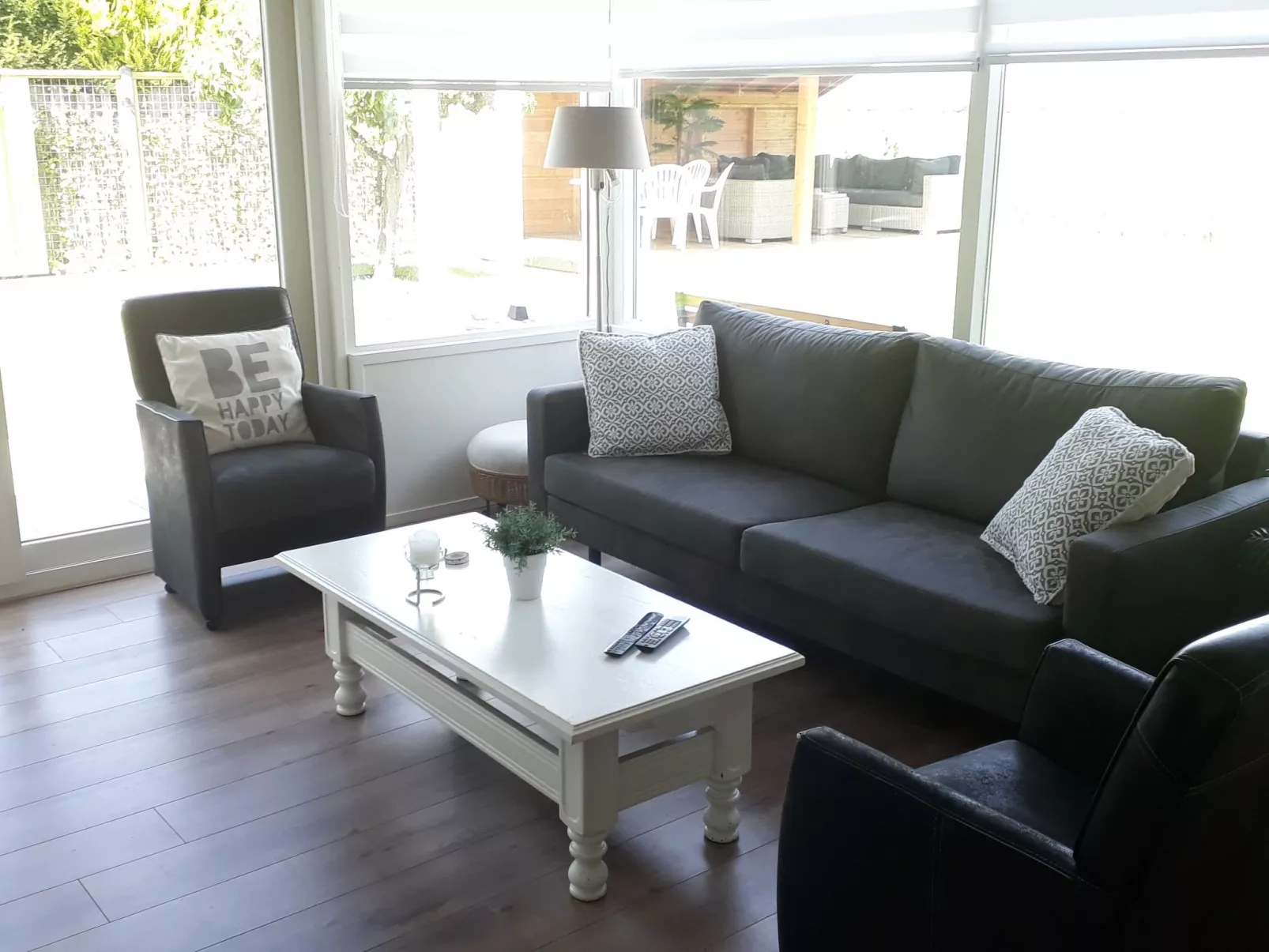 Mit privatem Garten und Terrasse-Binnen