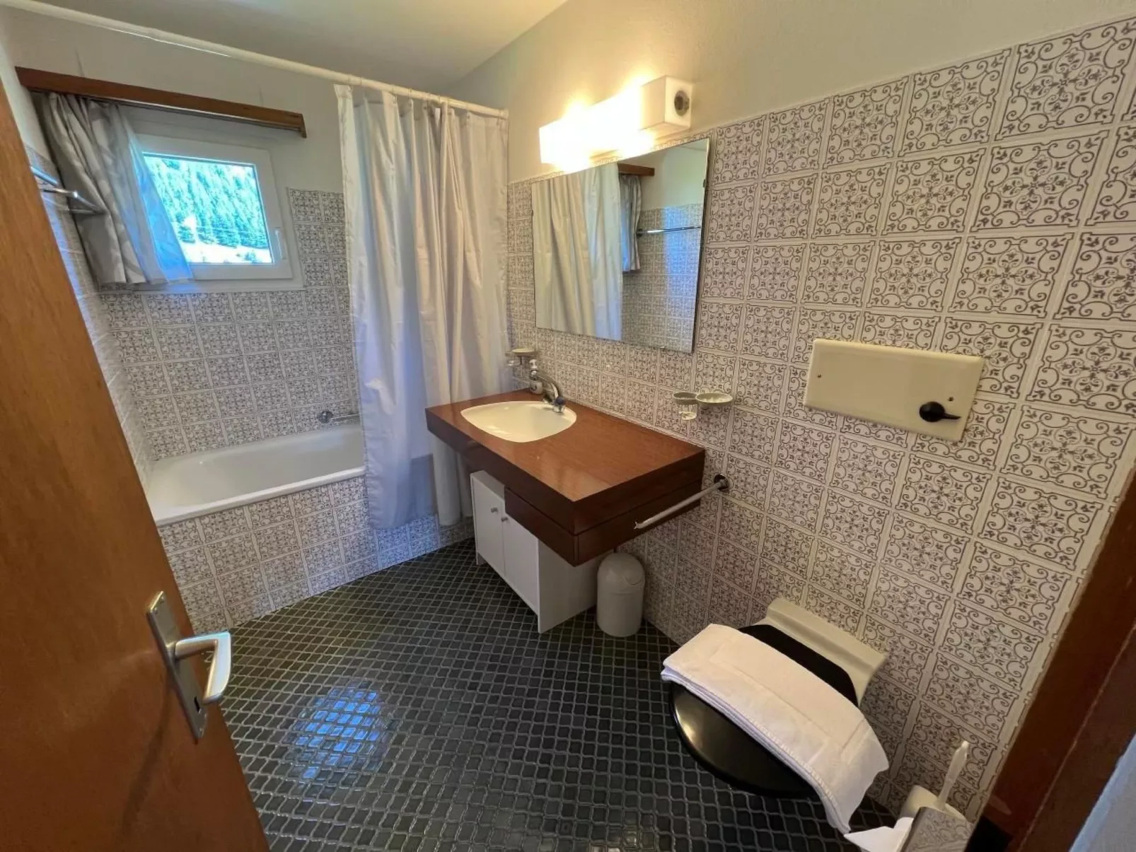 Chesa Calderas-Binnen