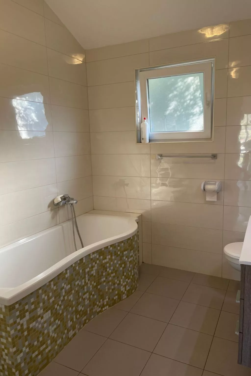 "Sanset" mit Blick auf das Wasser-Binnen