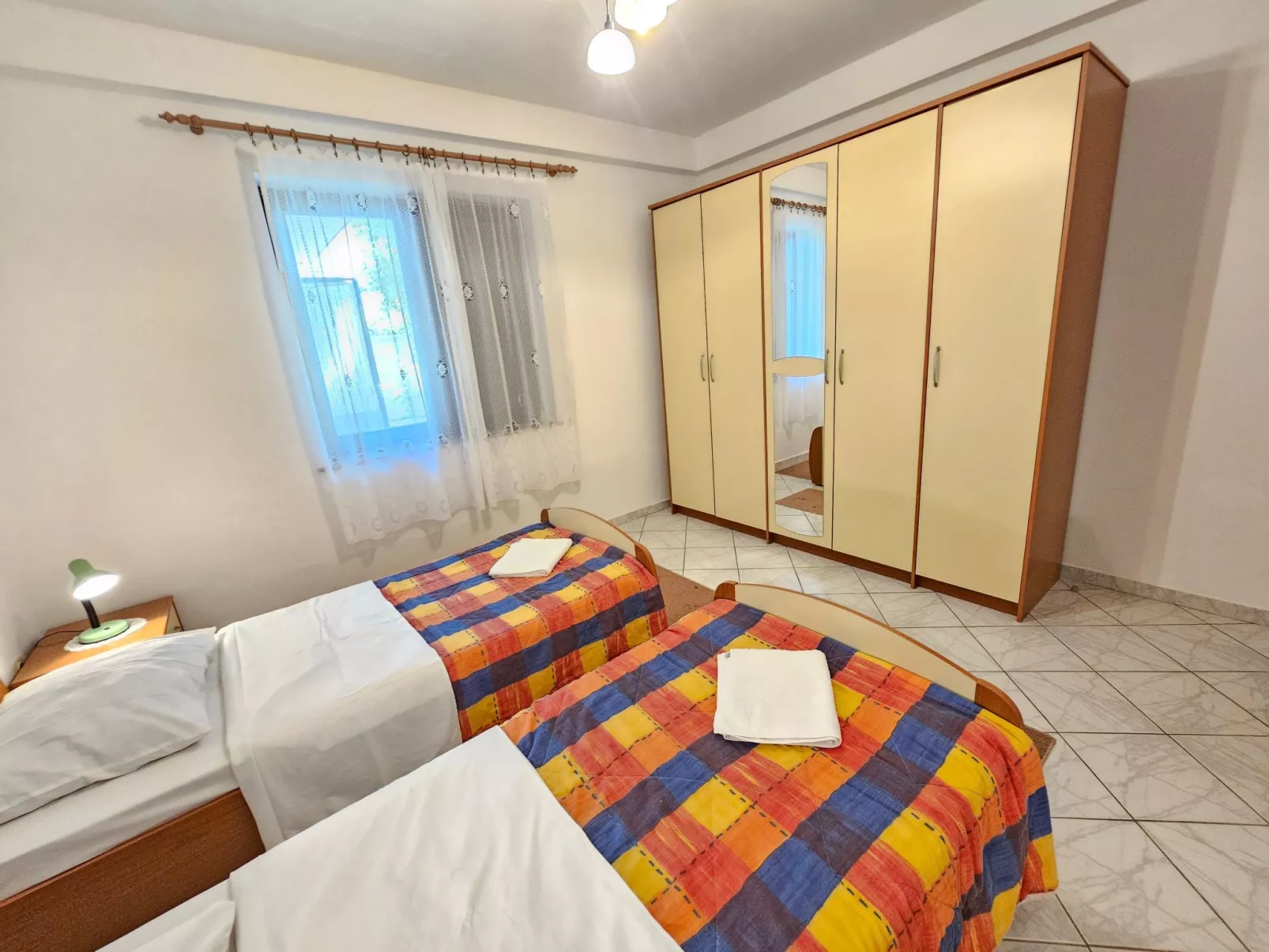 In Novi Vinodolski mit Grill, Garten und Terrasse-Binnen