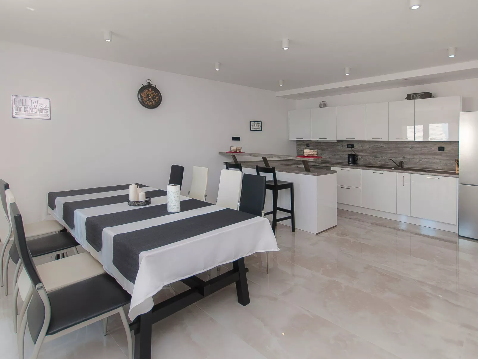 Villa "Villa Vista" mit privatem Pool-Binnen