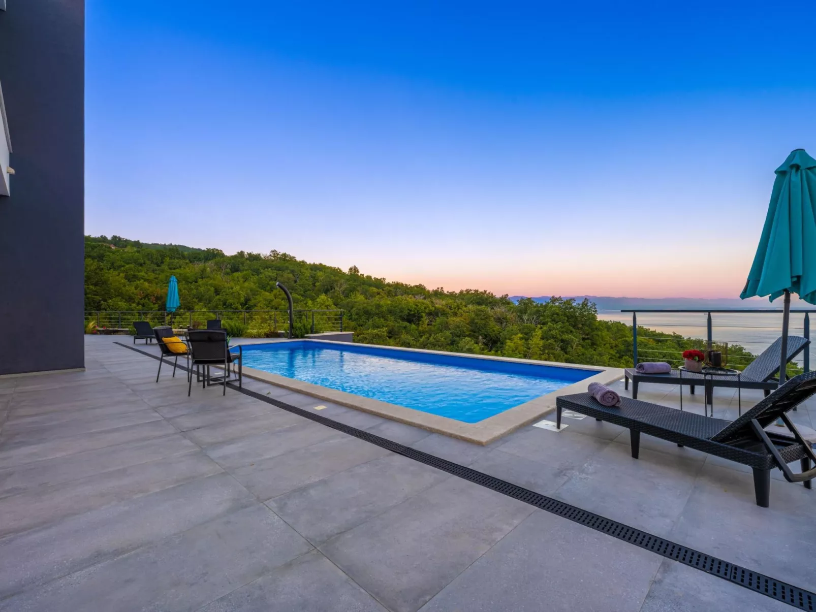 Schönes Ferienhaus Villa Ziganto-Buiten