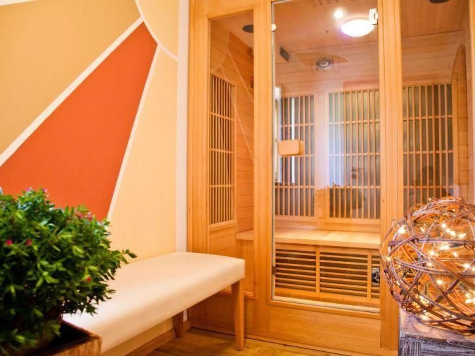 Landhaus mit Sonnenterrasse und Garten-Binnen