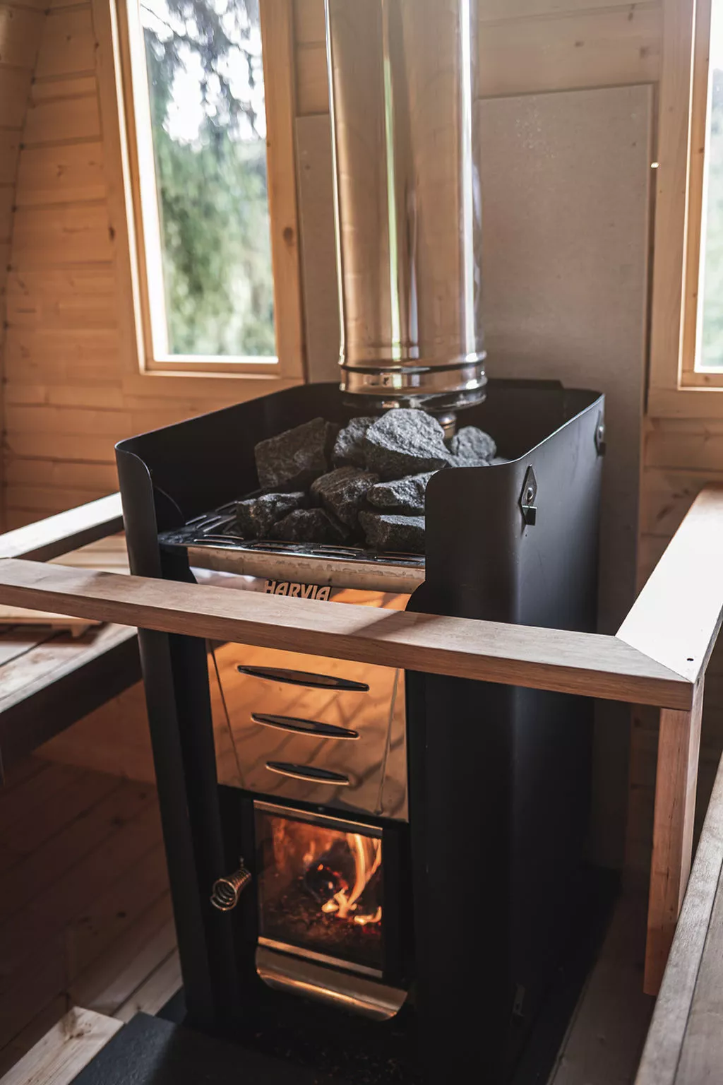 Haus für 22 Personen mit Außensauna und HotTub-Buiten