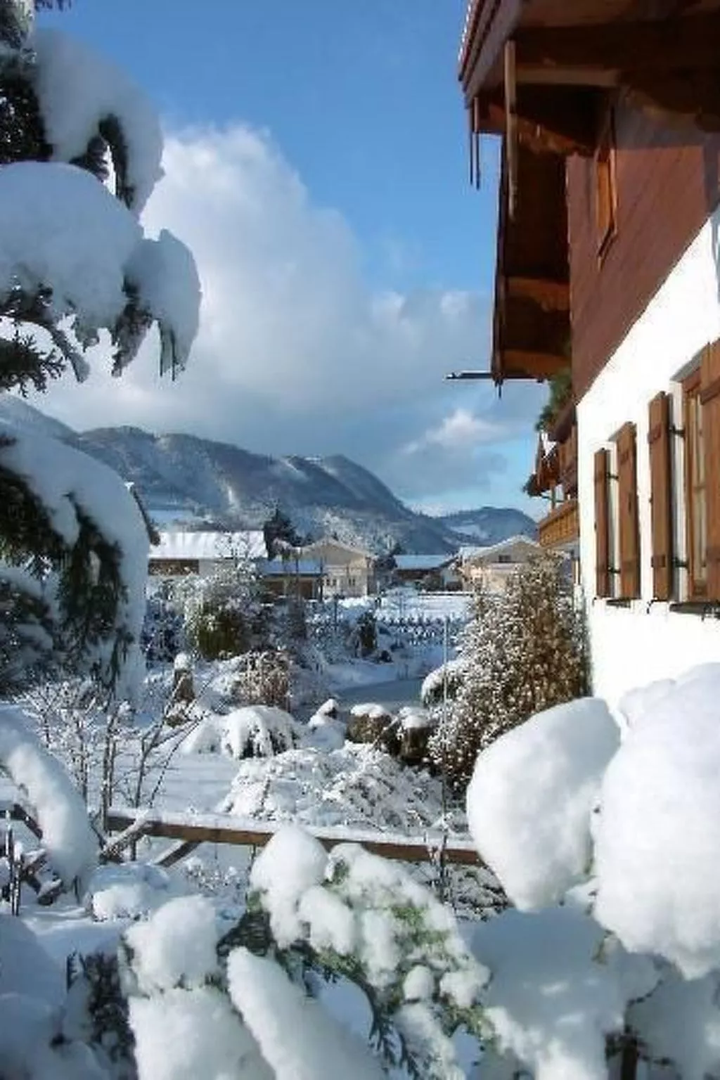 FeWo Bergfrühling-Buiten
