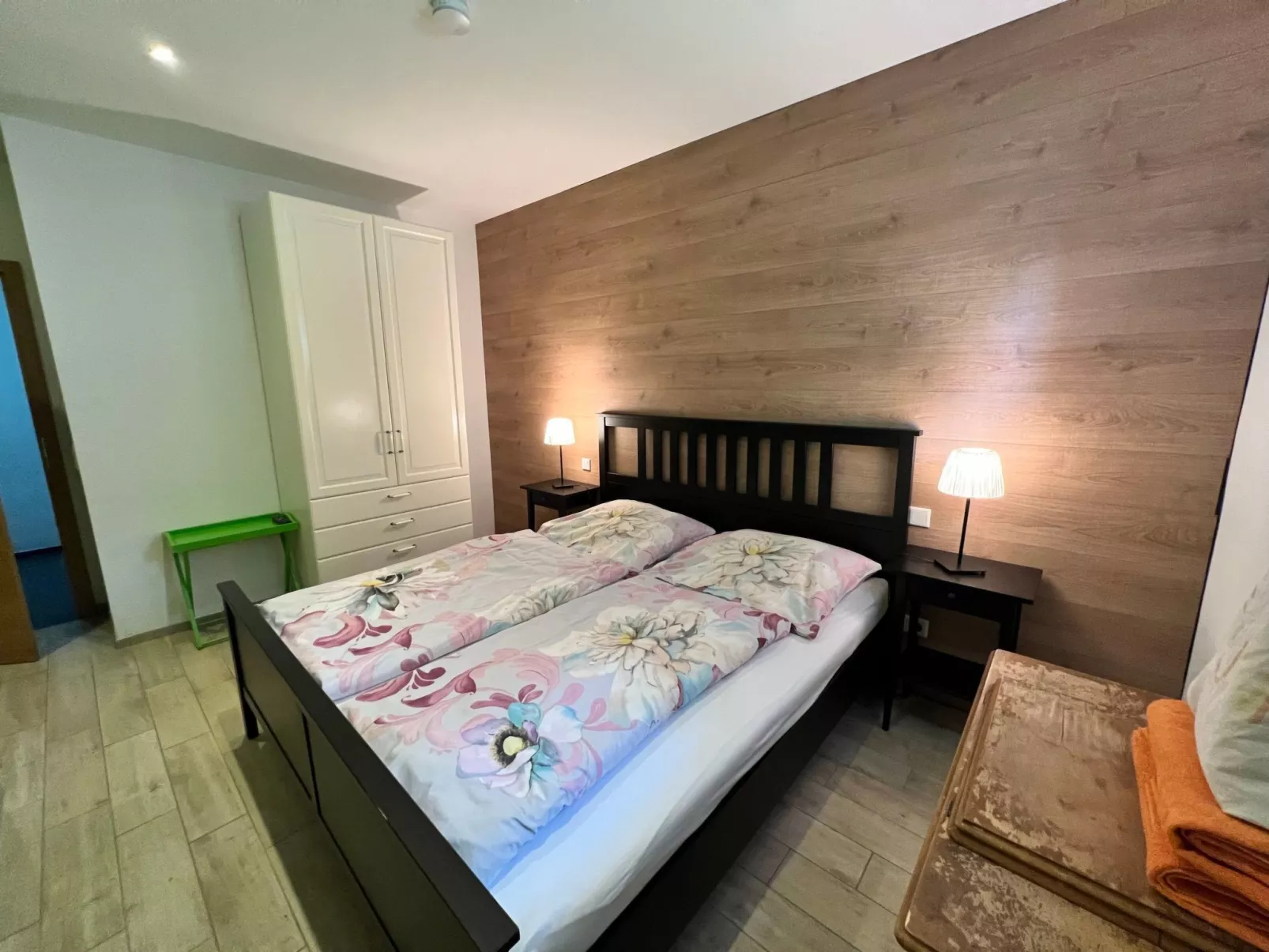 Appartement mit herrlichem Berg- und Seeblick-Binnen