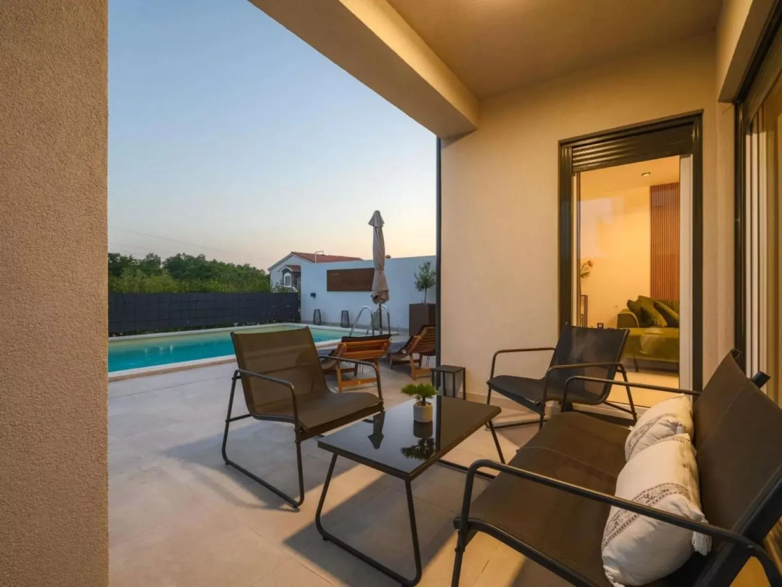 Villa Diva Exclusive-Image-tags.info