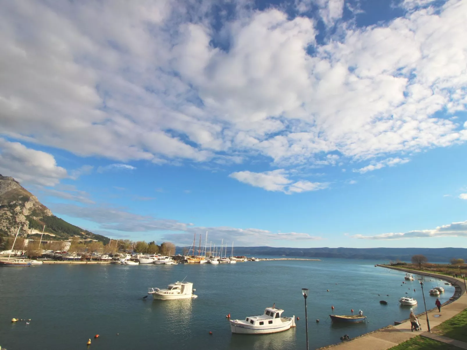 Stylisches Studio mit atemberaubendem Ausblick-Buiten