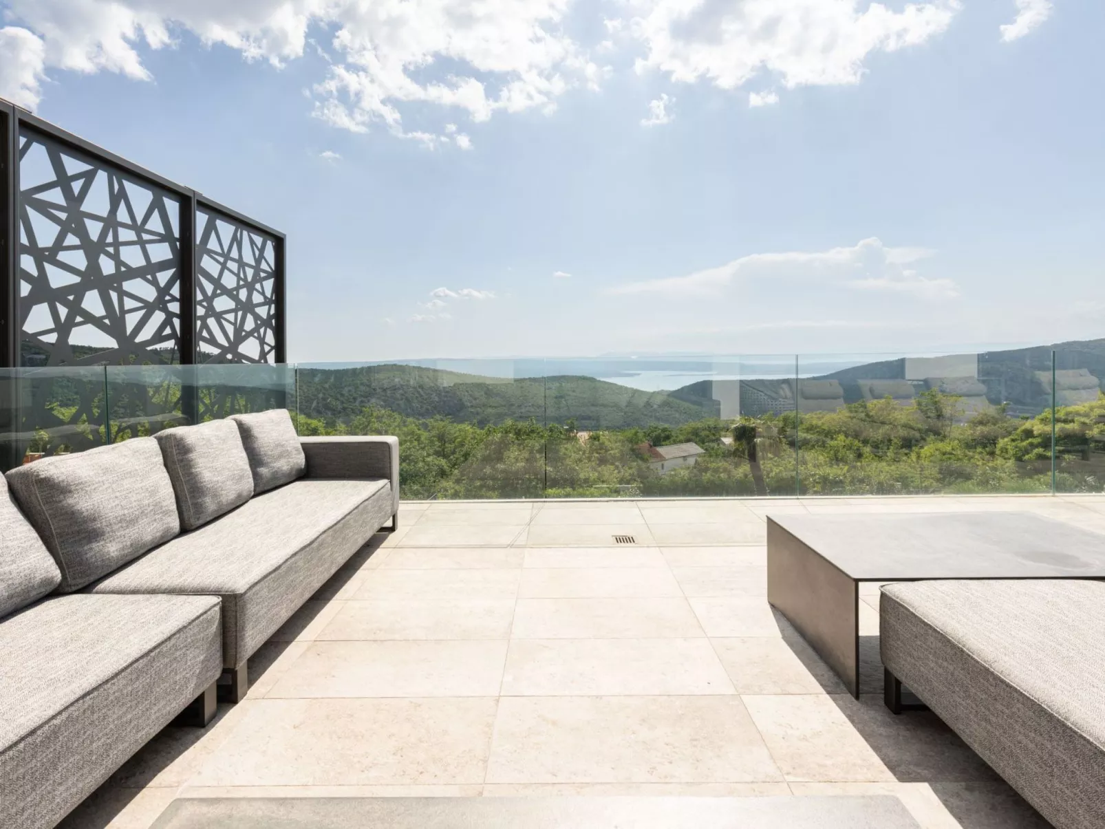 Designferienhaus mit Hot Tub-Binnen