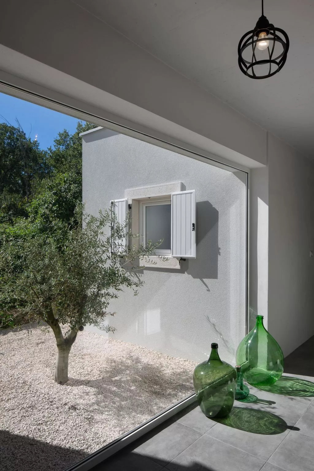 Mit eigenem Pool-Buiten