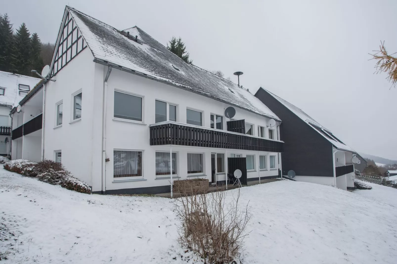 Burgstraße 15-B-Exterieur winter