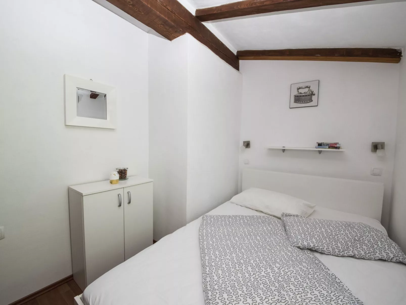 Mit eigenem Pool-Binnen